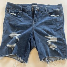 Torrid Denim Jeans Shorts Women Sz 26 Feel The Fit 8” Inseam Distressed - £8.72 GBP