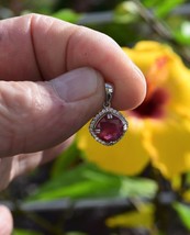 Pendant. Orange Red Sapphire. 3.3 cwt. Natural Earth Mined .  Appraised . - £225.97 GBP
