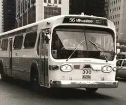 Chicago Transit Authority Bus CTA #330 Route 56 Milwaukee Photo Michigan &amp; Wash - £7.43 GBP