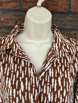 Shein Brown Ivory Blouse Medium Long Sleeve Top Collared Shirt Button Front - £6.05 GBP