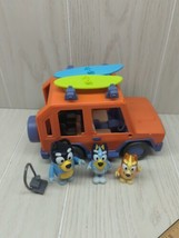 MOOSE Toys Bluey Heeler Orange Jeep 4WD Family Vehicle Car Figures - £13.79 GBP