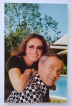 Johnny Carson &amp; Joanna Photo Postcard Comedian TV Actor Star Unused Chrome 1980 - £8.73 GBP