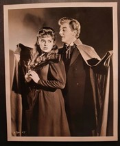 Peter cushing:(The Brides Of Dracula) Orig Vintage Hammer Films Photo * - £197.84 GBP