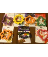 New Wilton Cookie Cutter Pastry Sandwich Kitchen Tools Seasonal Holiday ... - £7.96 GBP