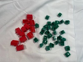 1975 Parker Brothers Monopoly Replacement Plastic Red Hotels &amp; Green Houses - £4.75 GBP
