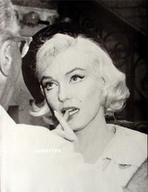 Marilyn Monroe Vintage Pin Up Poster Candid Photo Two Sided Rarely Found Print! - £3.78 GBP