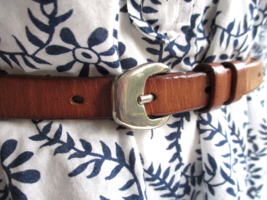 Vintage Barney&#39;s NY Skinny Belt Genuine Leather Brown Womens Small Made ... - £22.44 GBP