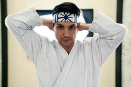 Ralph Macchio as Daniel La Russo puts on classic head scarf Cobra Kai 8x12 photo - £8.78 GBP