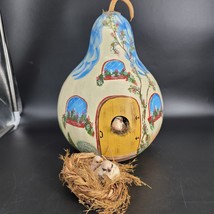 Hand Carved Gourd Birdhouse with Bird Nest Fall Folk Art Vintage Hand Pa... - $30.95