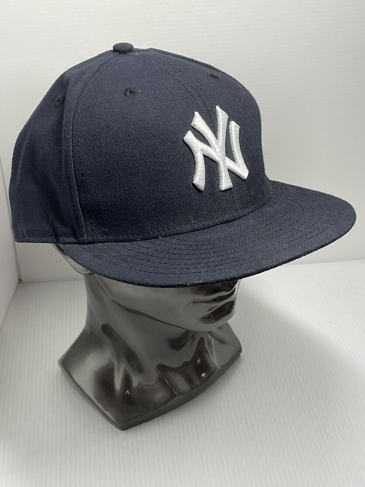 Primary image for New Era Mens New York Yankees MLB Authentic Collection 59FIFTY Cap Size 7 1/2