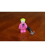 Lego The Joker SH704 Pink Suit DC Super Villain Minifigure w/Grapple Hoo... - $184.37 MXN