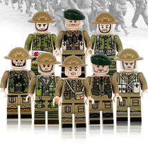 8pcs WW2 Military UK Britain Army Soldiers Minifigures Accessories - £15.14 GBP