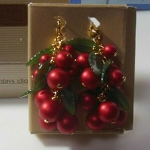 Vintage AVON Happy Holly Days Clip Earrings 2&quot; Long - £15.00 GBP