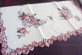 Jin Liu Tablecloth Embroidered and Applied Burgundy Flowers, 33x33 [18] - £50.04 GBP