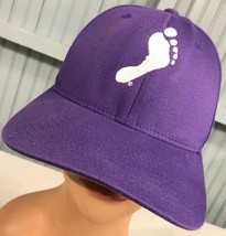 Barefoot WIne Purple Stretch Small / Medium Baseball Hat Cap - $16.42