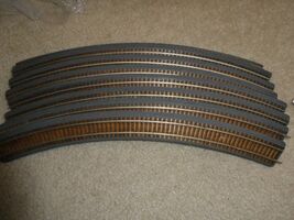 Vintage HO Scale Lot of 8 Tru Scale Curved Roadbed 22" Radius with Track #3 - $35.64