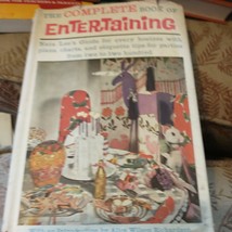 The Complete Book of Entertaining by Nata Lee Hc,Dj  1st ed,1961, vg - £7.82 GBP