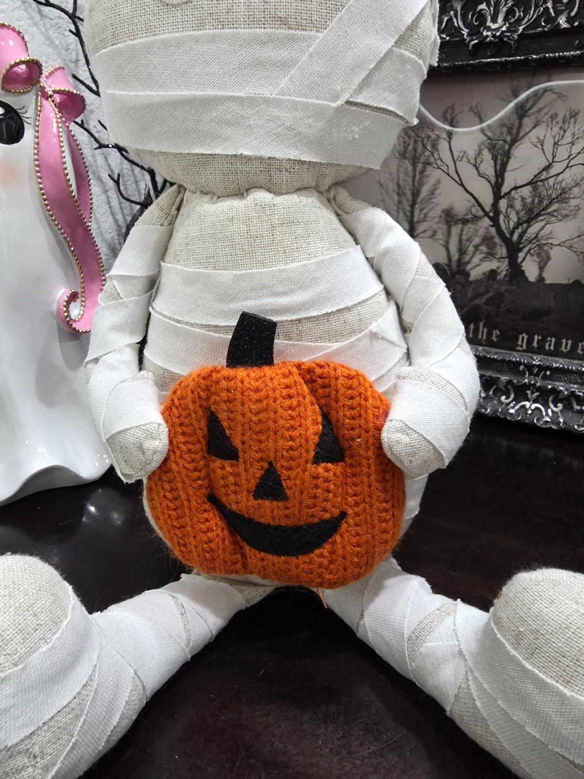 Halloween Mummy Holding Decorative Pumkin Pillow or Tabletop Decor NEW Item image 3