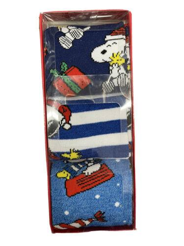 Peanut Snoopy Christmas Adult Unisex Novelty Crew Socks OSFM 8-12 New - $14.99