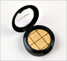 MAC A Tartan Tale Eyeshadow in Golden Crown - u/b - £13.30 GBP