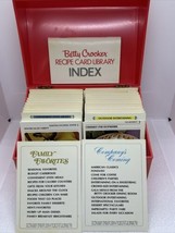 Vintage 1971 Betty Crocker Recipe Card Library Red Box Over 20+ Categories! - £22.04 GBP