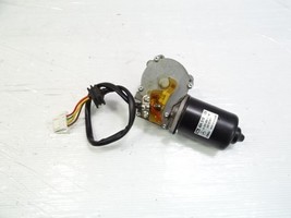 Mercedes W209 CLK55 windshield wiper motor, 2038200342 - $763.13 MXN