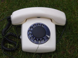RARE VINTAGE SOVIET RUSSIAN USSR ROTARY DIAL PHONE SPEKTR 3  WHITE COLOR - £31.64 GBP