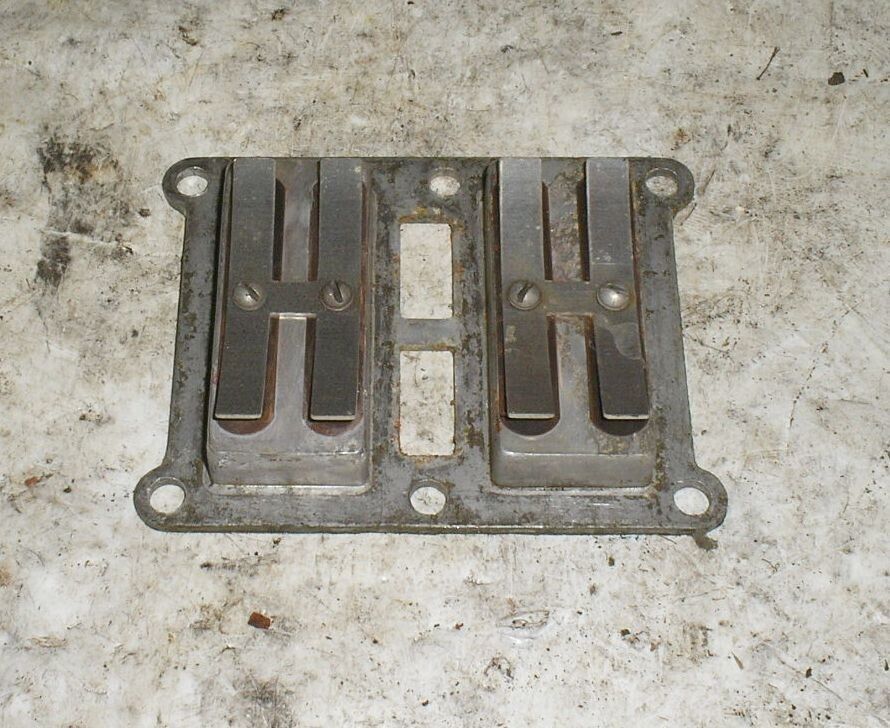 1950 5 HP Elgin Sears Roebuck Outboard Reed Valves Plate Block - $9.88