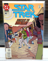 Star Trek Comic Book 69 Mar 95 Descent to Danger! - $4.94