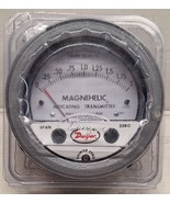 Dwyer Magnehelic 605-2 0-2&quot; WC Differential Indicating Transmit - New In... - $3,646.77 MXN