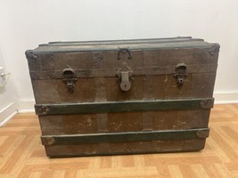 Vintage WOOD STEAMER TRUNK chest coffee table storage box antique loft o... - $99.99