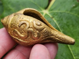 Brass Conch Shell Luck Wealth Spiritual Shankha Metal Om Trishul Swastik Hindu - £35.51 GBP