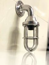 SOLID ALUMINUM MARINE SWAN PASSAGE LIGHT ANTIQUE NAUTICAL BULKHEAD...-
s... - $61.99