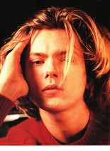 River Phoenix teen magazine pinup clipping hand on head Stand by me 1980&#39;s - £2.75 GBP