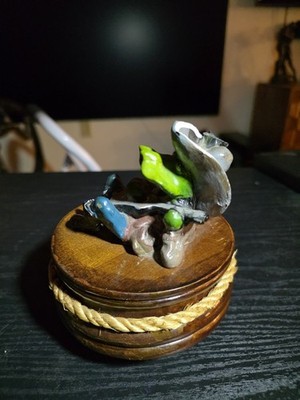 *READ 1979 Frog Cowboy Music Box Annette Little Original Sculpture Enesco Japan Item image 9