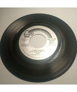 Dawn-TIE A YELLOW RIBBON ROUND THE OLE OAK TREE VINYL 45-RPM Record #45-318 - £6.01 GBP