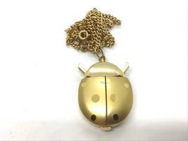 Ladybug Watch Hidden Close Cover With Chain Works Old Mechanical VTG - $1.34 CAD