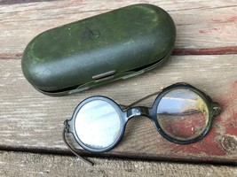 Vintage AO Black Bakelite Round Frame Safety Eyeglasses w Metal Case Steampunk  - £31.02 GBP