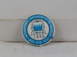 Vintage Union Pin - International Woodworkers 1969 -  Metal Pin  - £11.94 GBP