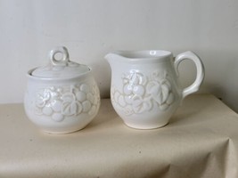 Metlox Poppy Trail Cream and Sugar with Lid  Antique Grape - £19.55 GBP