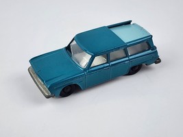 Vintage Lesney Matchbox Series No. 42 Studebaker Blue -Cracked window - $13.85