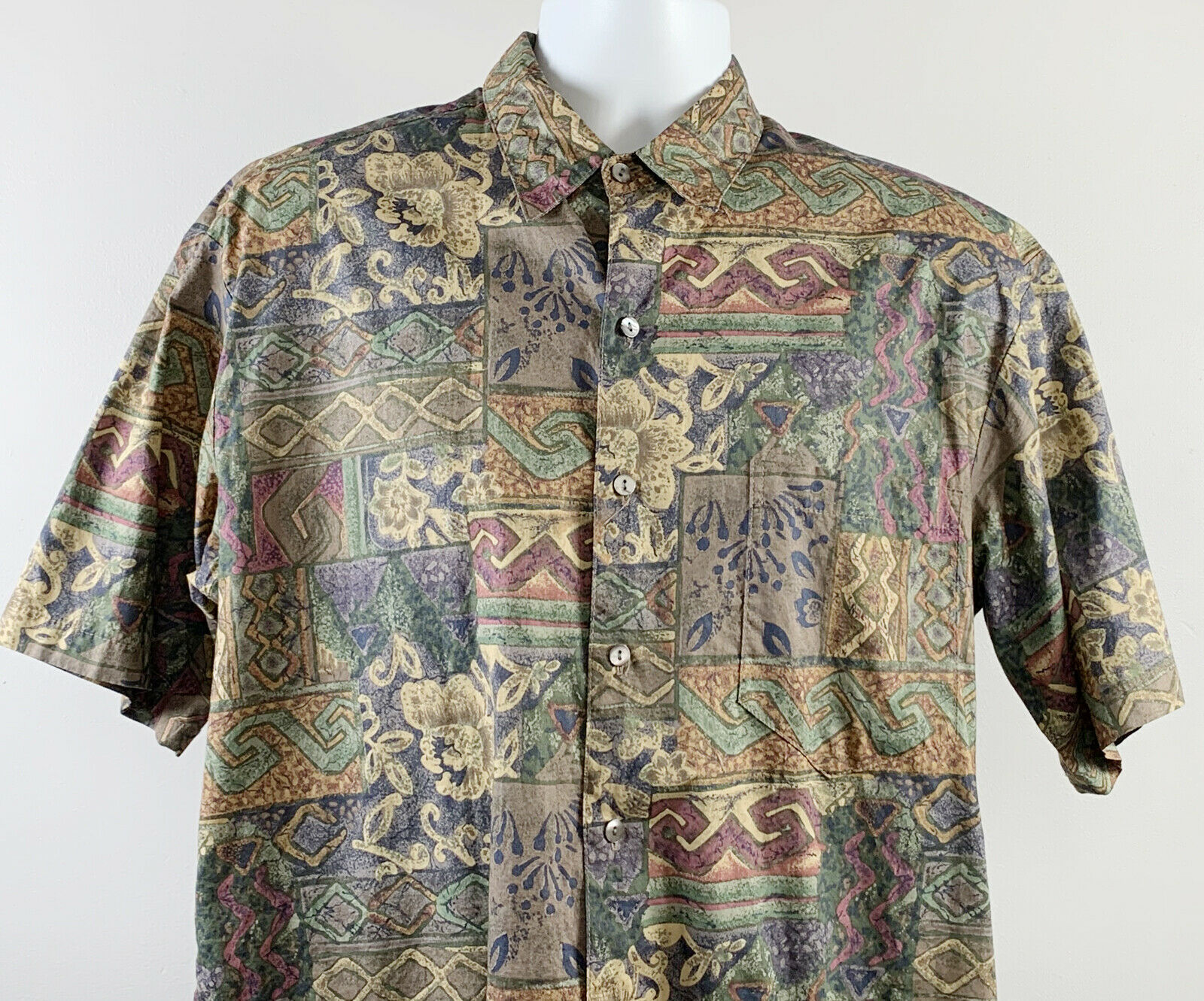 Primary image for Mens Tori Richard Button Front Shirt Medium Flowers Shapes 100% Cotton Colorful