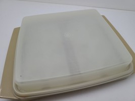 Tupperware 723-3 Beige Brown Deviled Egg Tray Container Carrier Complete - £7.44 GBP