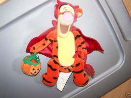 Disney Store Winnie Pooh Devil Tigger Halloween Bean Bag Plush Tiger EUC - £13.41 GBP