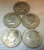 (5) 5-1776-1976 Bicentennial Kennedy Half Dollar Coin *NO MINT MARK* - $11,676.28 MXN