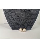 Vintage Pearl Stud Earrings - €8,62 EUR