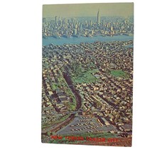 Postcard New Yorker Trailer City North Bergen New Jersey Chrome Unposted - £5.31 GBP