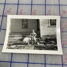 1950s Photograph Child With Peddle Car And Radio Flyer Wagon - $213.80 MXN