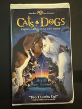 Warner Bros. Cats &amp; Dogs VHS VCR Tape  2001, Clamshell - $5.00
