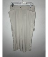 Zenergy By Chico’s Neema Emma Cargo Crop Pants In White Size 1 - $54.66 CAD